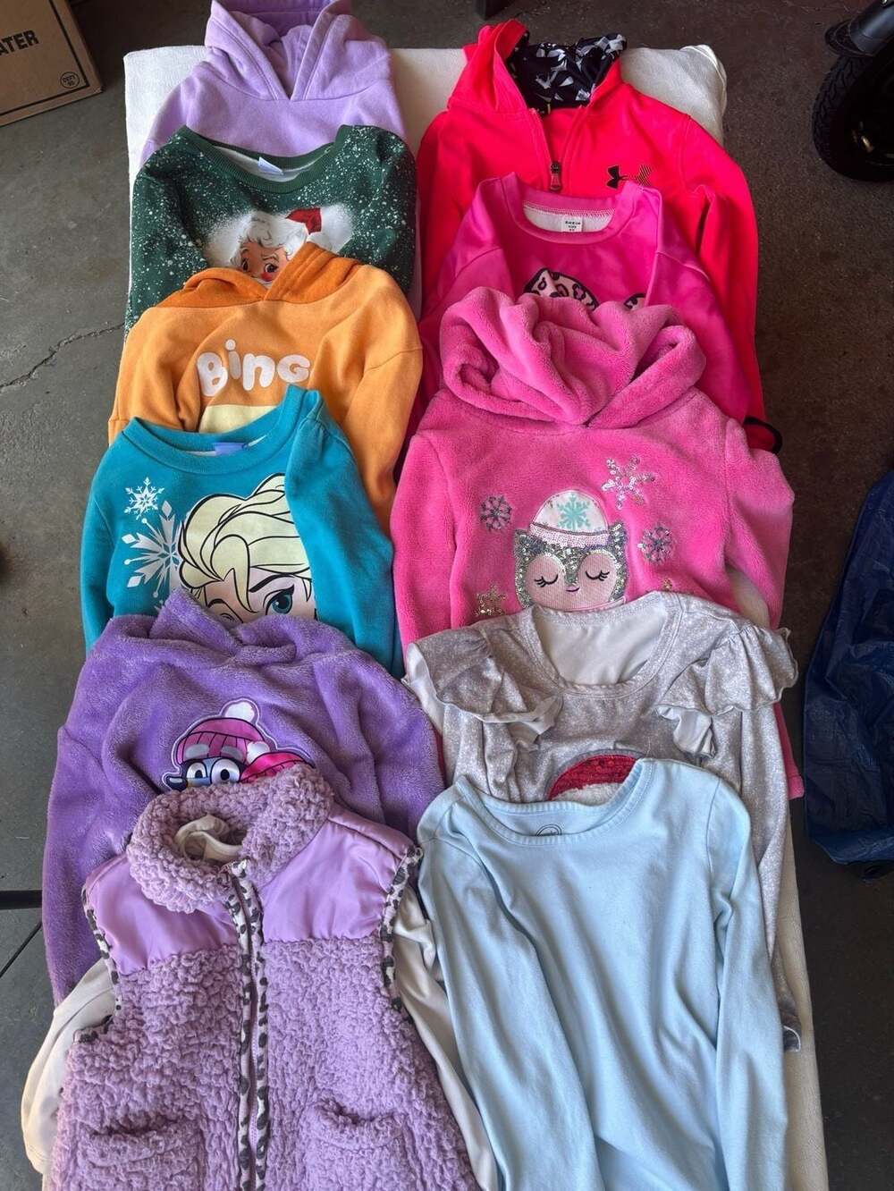 31 piece 4T Girls Lot